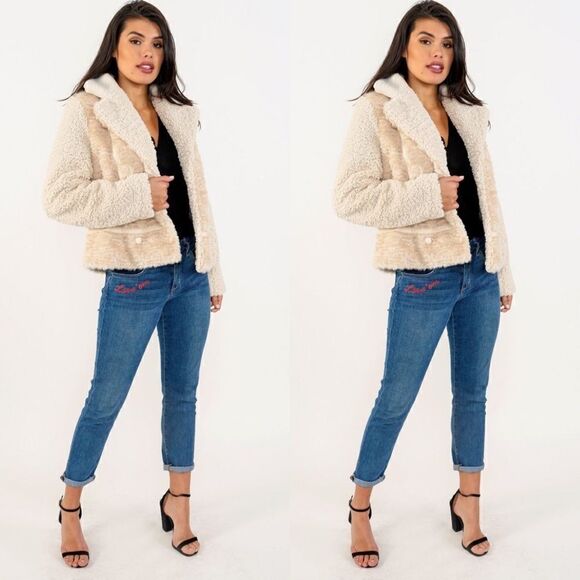 Marrakech
Women's White Thea Sherpa Jacket - Picture 2 of 7